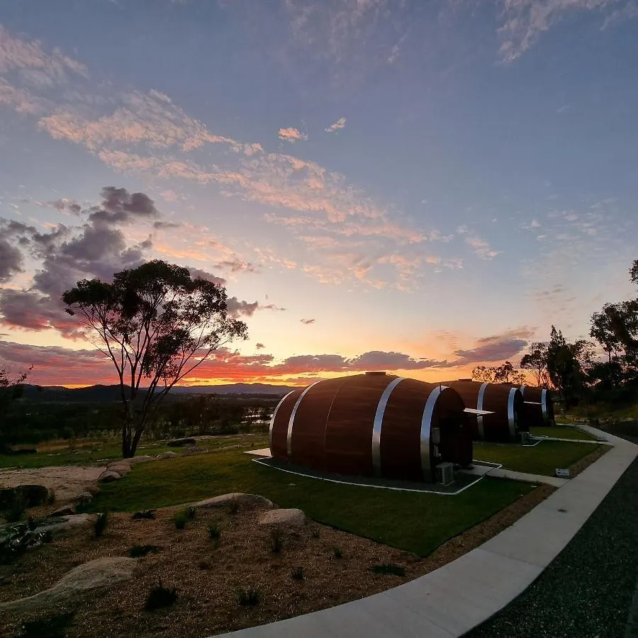 Chalet Barrel View Luxury Cabins Ballandean